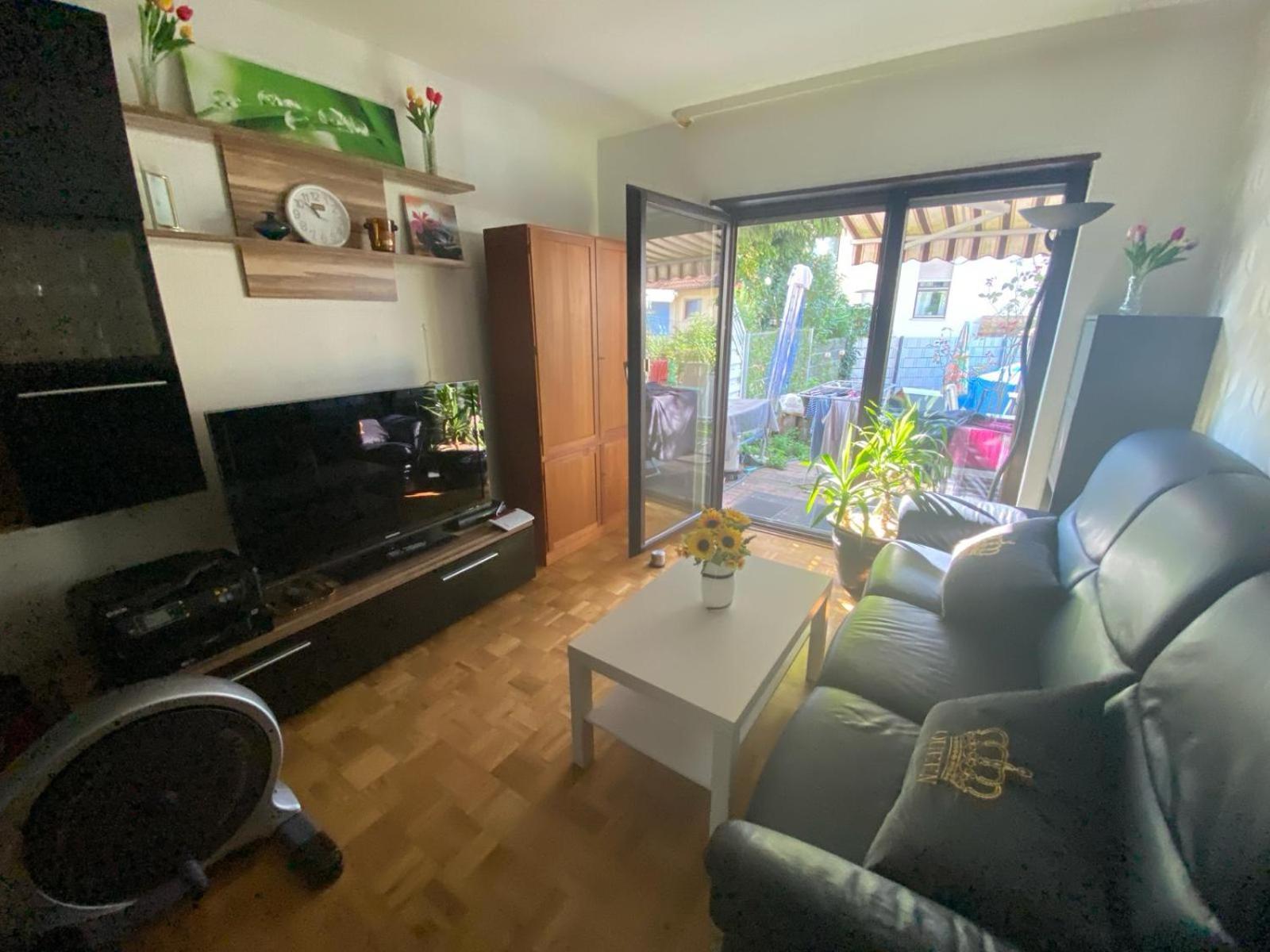 Dachgeschoss In Einem Reihenhaus Lägenhet Heidelberg Exteriör bild